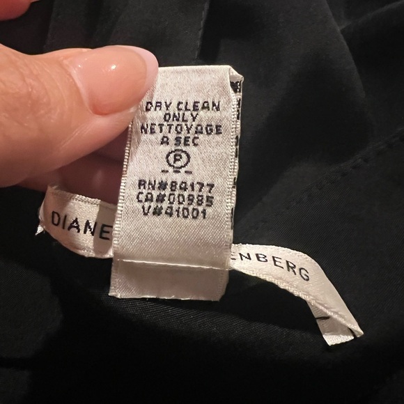 DIANE VON FURSTENBERG Little Black Dress sz 2 SILK SPANDEX One Shoulder Ruffle - Picture 5 of 7